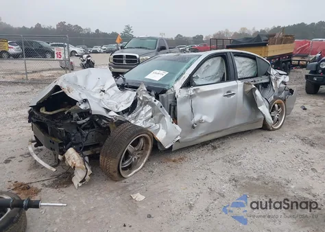 2014 Infiniti Q50 Premium z USA, uszkodzony, nr VIN JN1BV7AP8EM675628